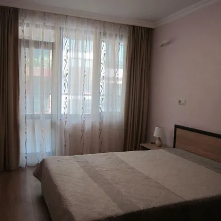Apartment Апартамент Ани *